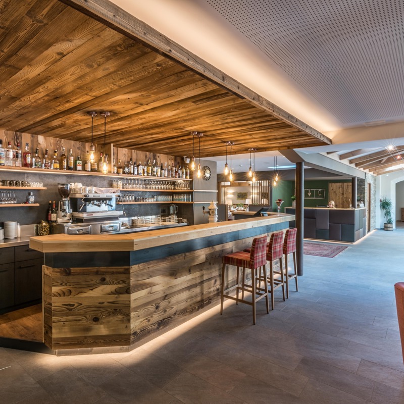 River Hotel Post - Ristrutturazione/ampliamento del bar/ristorante/reception
