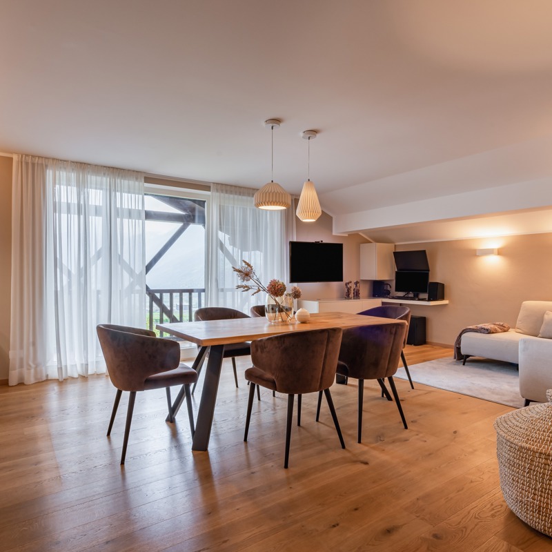 Sanierung Dachgeschoss-Wohnung