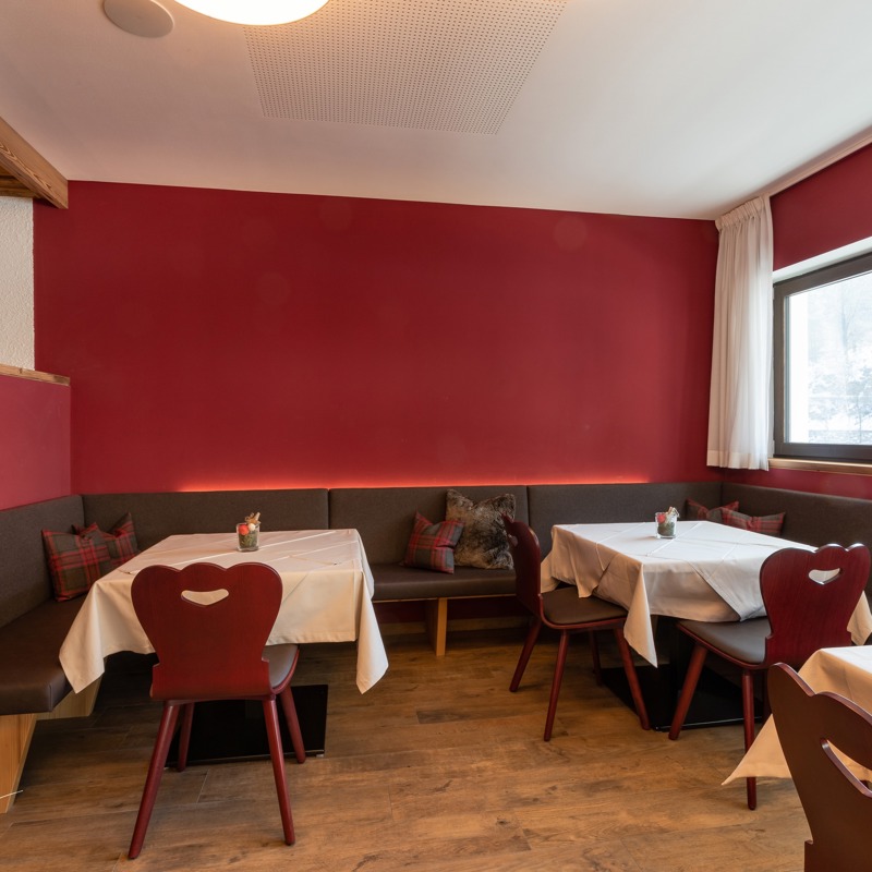 River Hotel Post - construction of new extension with hotel rooms