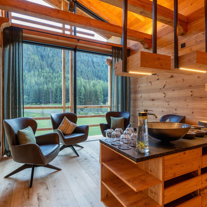 Chalets Valsegg - la piscina nella foresta